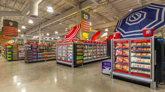 Which grocery store would you prefer to support?
