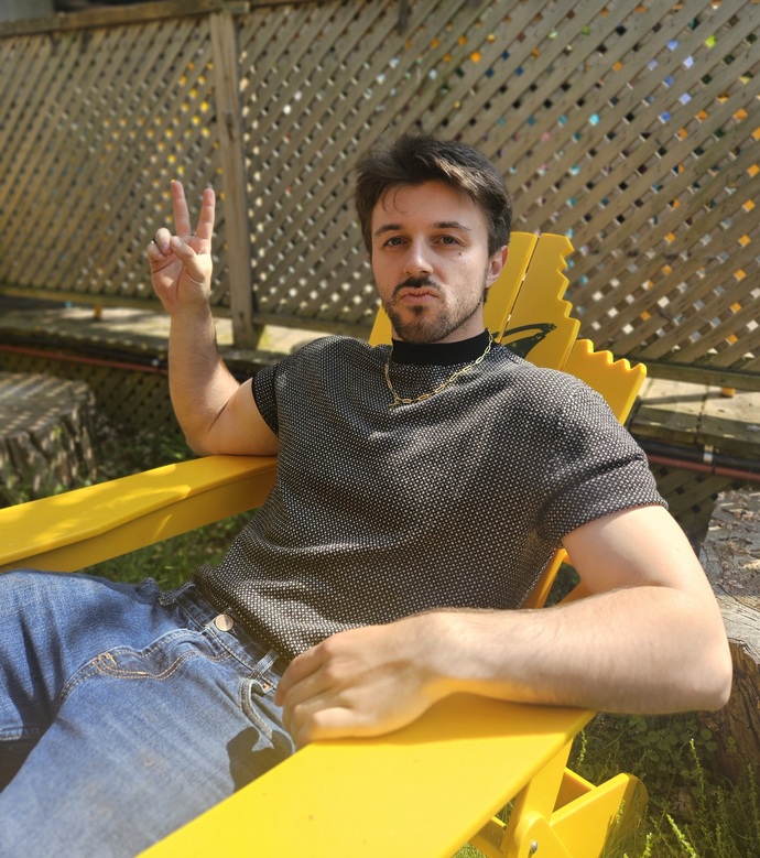 Is This a Bad Pic for My Dating Profile?