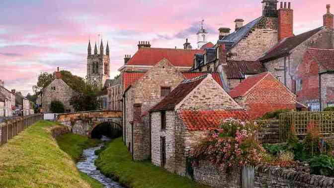 If you were touring the UK, where would you go, what would you do?