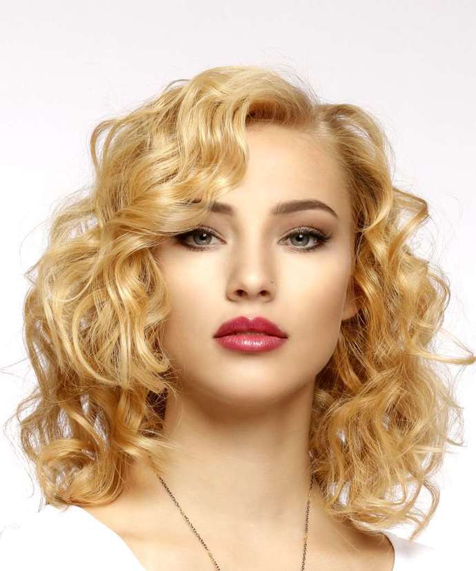 Which hair length do you prefer on women?