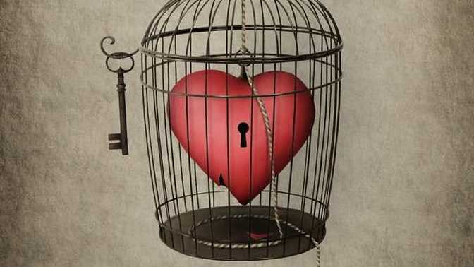 Do guys get afraid of falling in love with a woman?