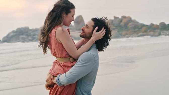 Do you think there is a certain age, you should start to settle down in dating?