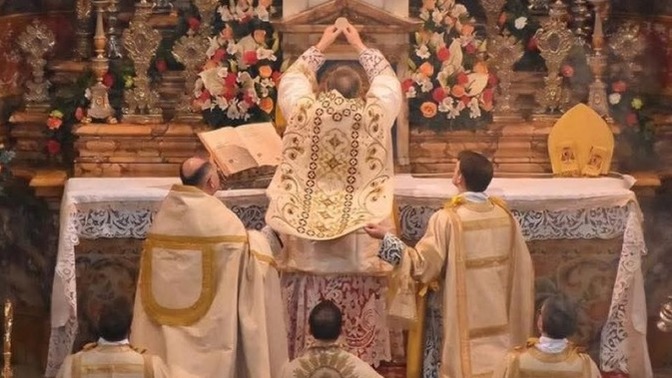 Anyone else praying for peace in the middle east?