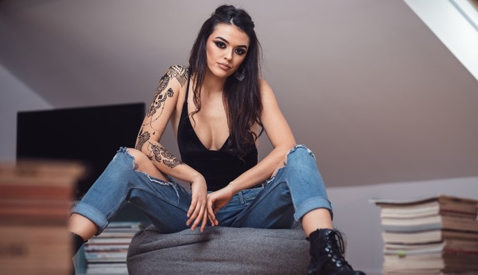 Is a woman who likes to take charge in a relationship, appealing?