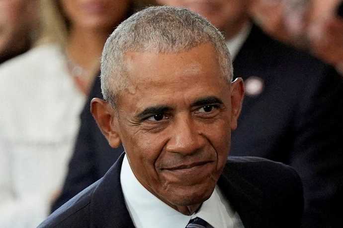 Can you name a male politician you think is better looking than Donald Trump?