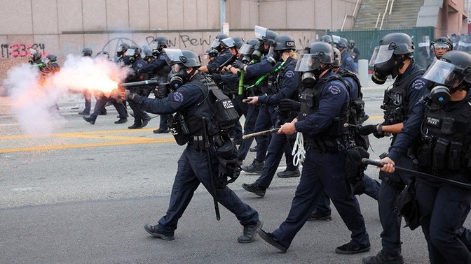 Why are so many people butt-hurt over the national guard protecting federal employees?