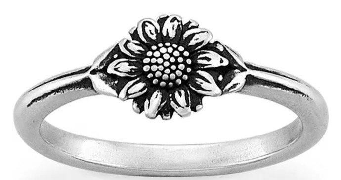 My sunflower 🌻 ring 