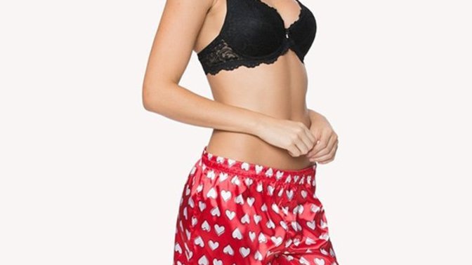 Girls, do you like wearing your guy's boxers like they are shorts?