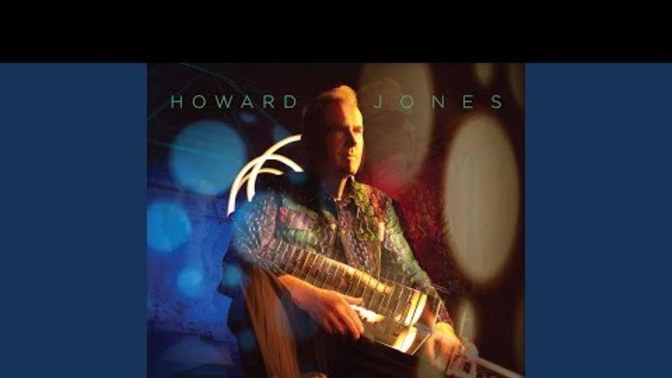 Howard Jones's Hide & Seek - original or newer version with different musical arrangement?