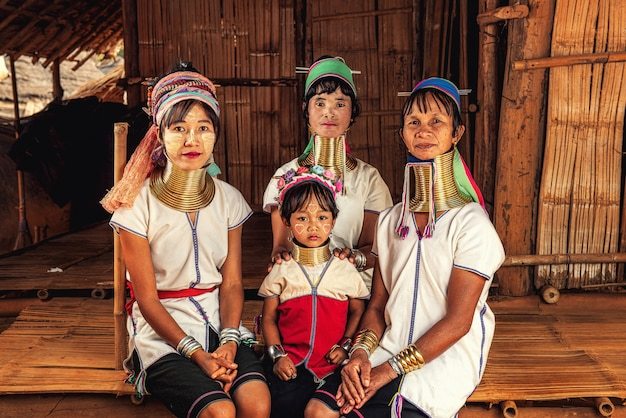 Between Thailand and the Philippines, which SE-Asian country do you find more interesting?