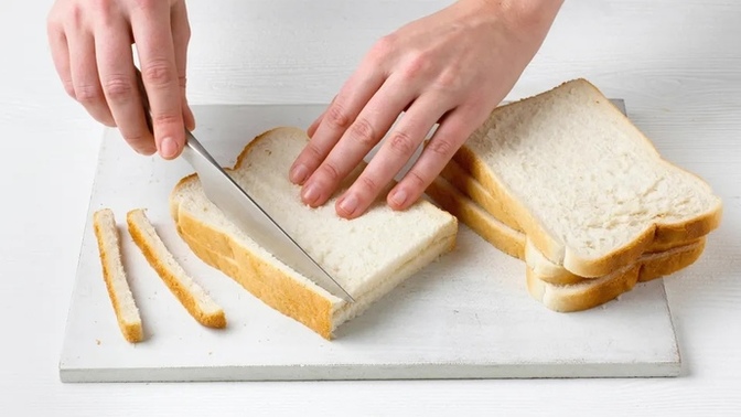 Do you eat the crust of bread/loaf?