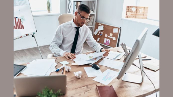 Which do you believe is more important: giving the impression of working hard, or the work actually getting done?