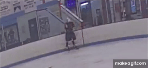 He’s the dude in orange. Strong as an ox, threw me completely off balance with one tug, and simultaneously popped my helmet off. He’s the real deal💪