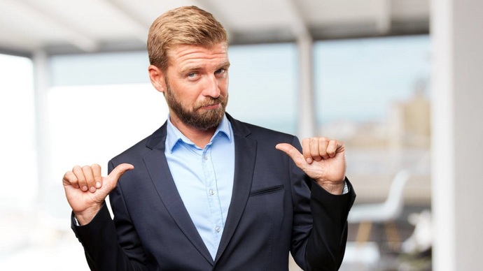 Girls, do you prefer a man who is quietly confident, or one who is openly cocky or arrogant?