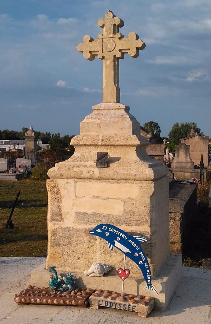What would you do/visit in Bordeaux?