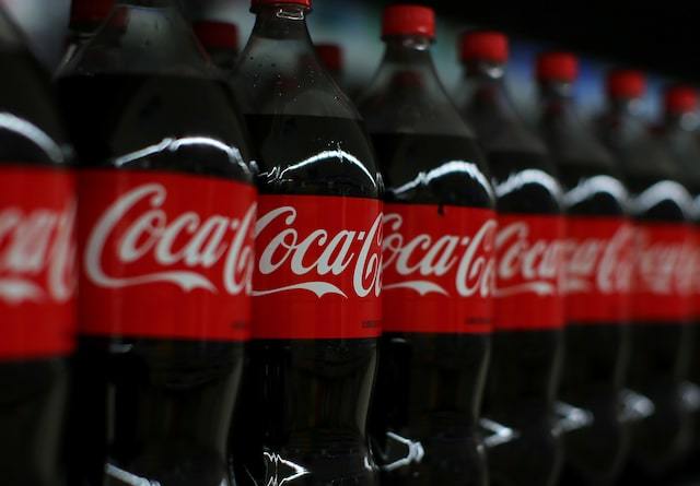 President Trump has gotten Coca Cola to switch from corn syrup to cane sugar. Is he making America sweet again?
