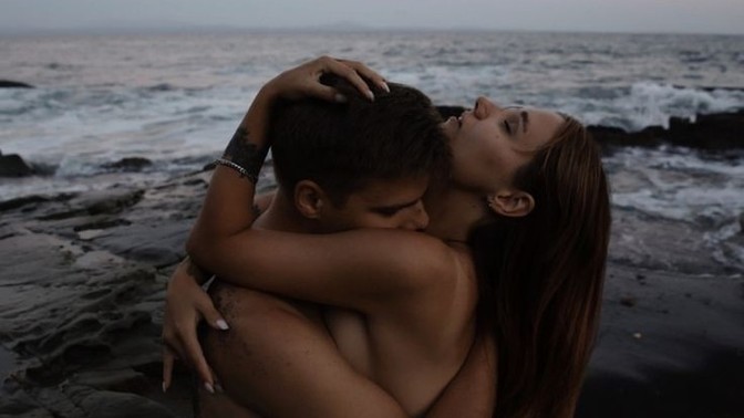 Do women like to be hugged?