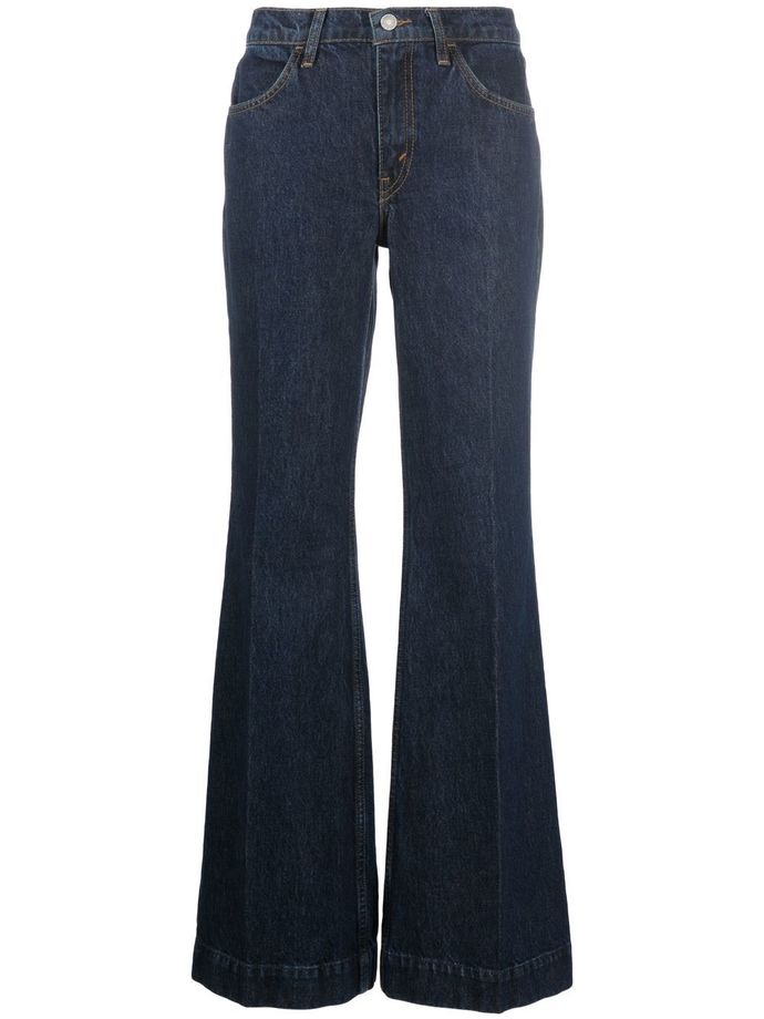 Girls, what kind of pants do you prefer wearing? Guys, what kind of pants you prefer on girls?
