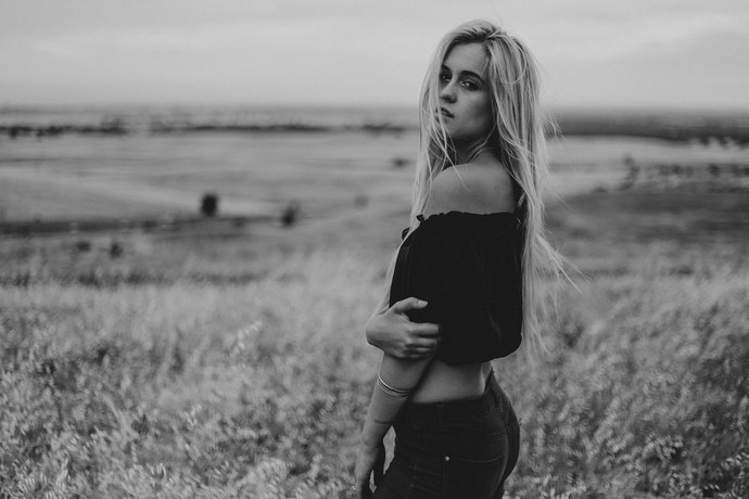 Do you think having female model photos like these as a computer wallpaper is tacky or immature?