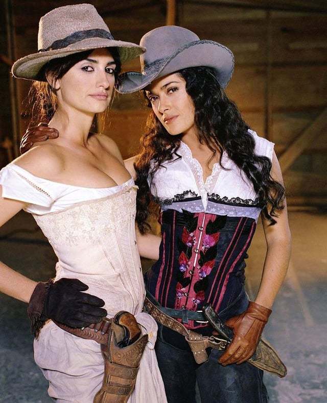 Spainish woman with a Mexican woman