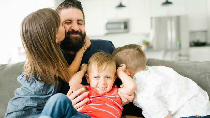 Do you think is it difficult for a single dad to find a partner again compared to single mom?