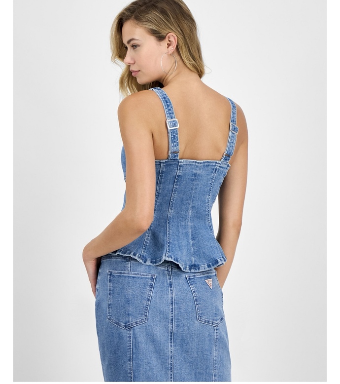 What era of style is this look from?