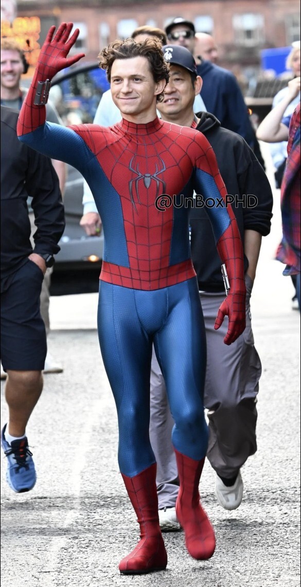 What do you think of the complete look of the new Spider-Man suit for Spider-Man: Brand New Day?