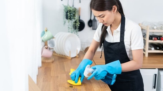 What’s the obsession with everyone acting like all women should cook and clean?