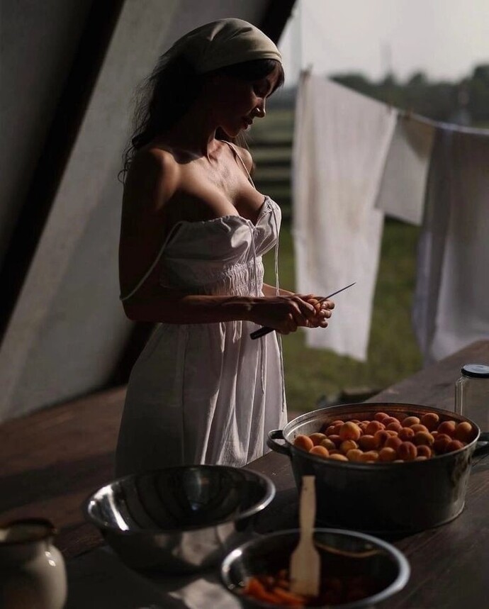 Are you going to cook? What kind of food do you have?