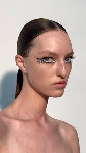 Do you think model Cara Delivigne is attractive?