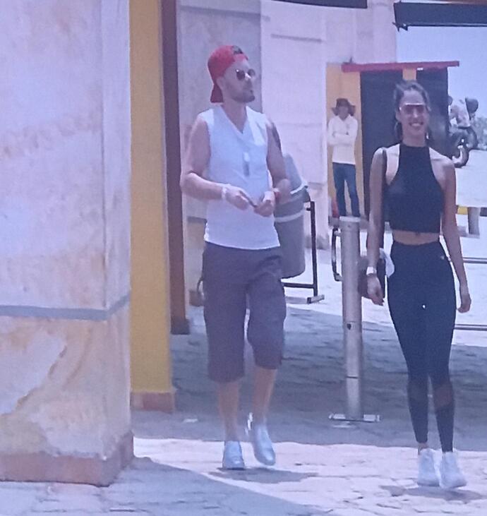 Men should NOT wear capris. Agree or disagree?