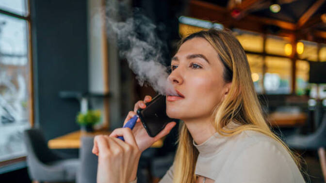Guys how do you feel about girls that vape?