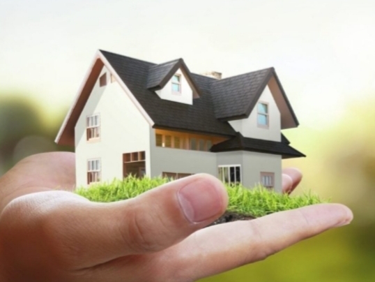 Married couples, who owns the home?