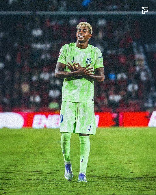 Is Lamine Yamal the new football prodigy?