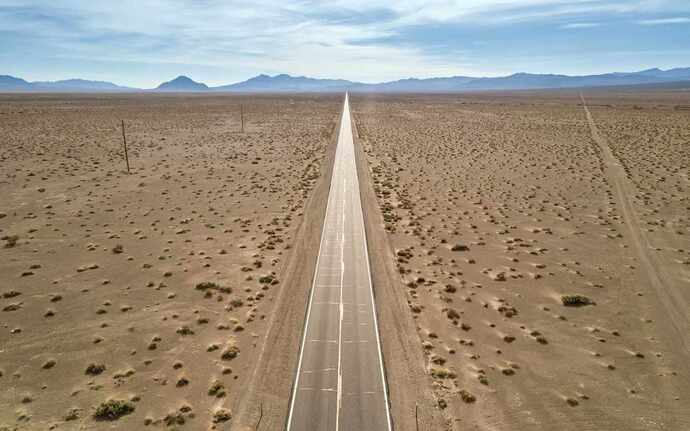 I was on Facebook and I saw this post stating that the landscapes in the USA are not impressive and look super normal. Do you think it's true?