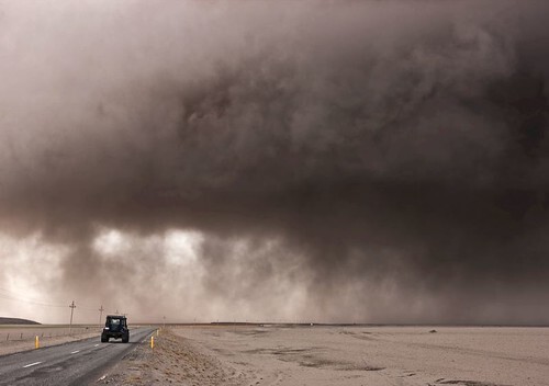 Volcanic ash falling - USA Pacific Northwest