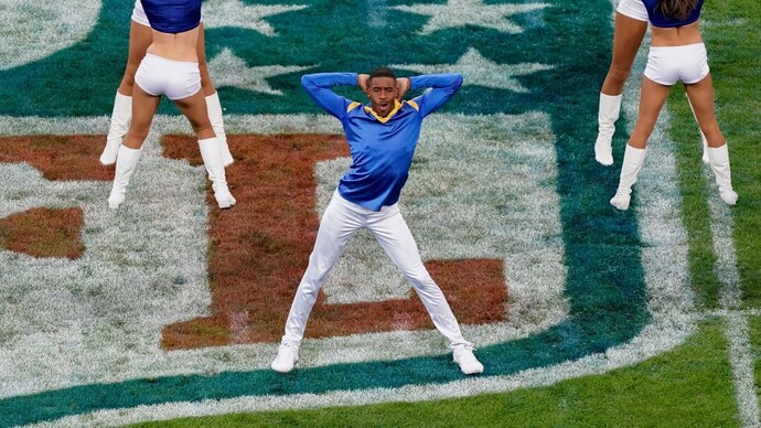 Are you shocked by male cheerleaders?