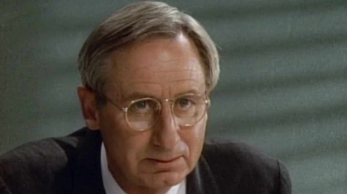 Who is your favorite teacher (s) from TV or movies?