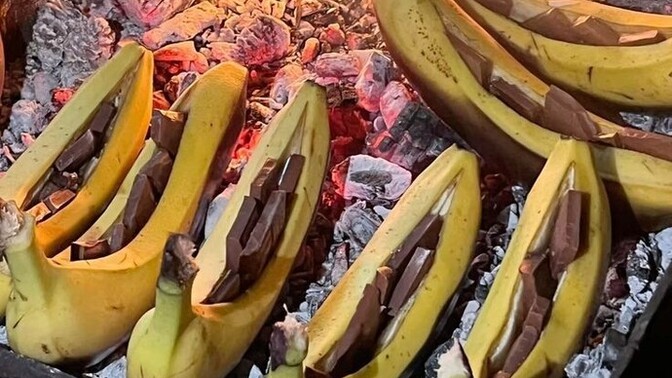 If I offer you my chocolate roasted banana, would you eat it?