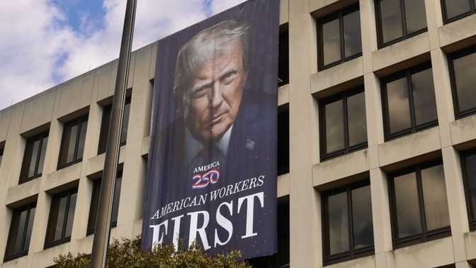 Trump: "a lot of americans are saying maybe we'd like a dictator". Thoughts?
