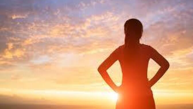 Do men find early risers attractive?