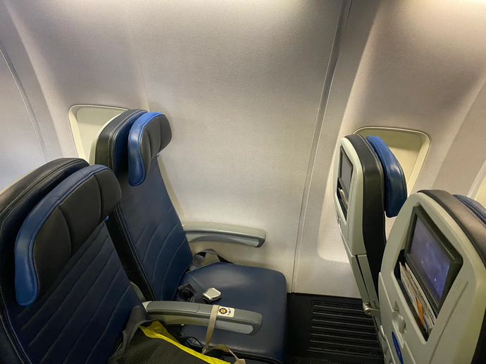 What would you do if you booked a WINDOW SEAT on your flight and found there was NO WINDOW?