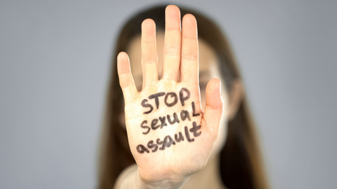 What should be the response if a woman accuses a man of sexual assault and there is no proof or evidence of physical harm?