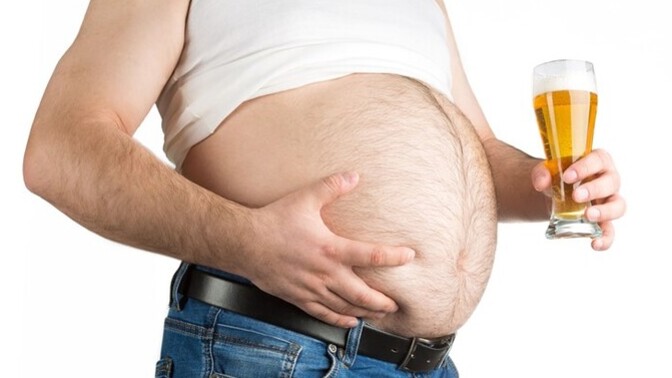 Why dont guys believe women who say they dont find six packs attractive?