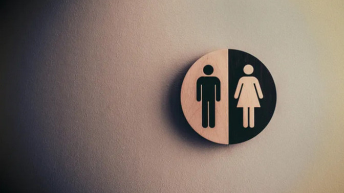 Do women and men really hate each other online?