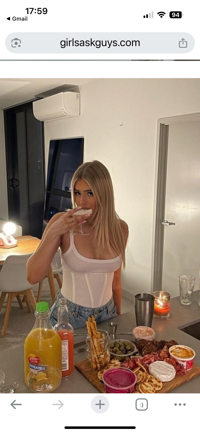 I came from a long way, I'm in the kitchen with you, what can you offer me from your fridge?