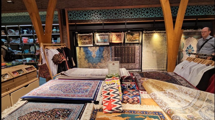 Traditional Carpet Shop