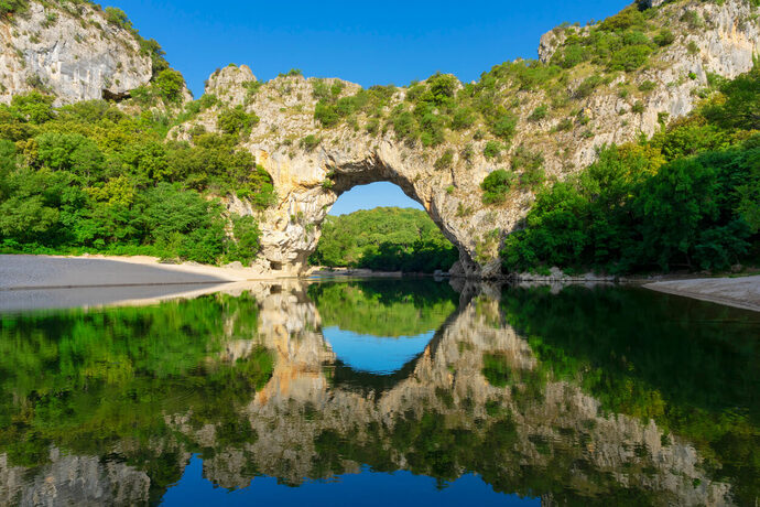 Do you like using stepping stones to cross rivers?