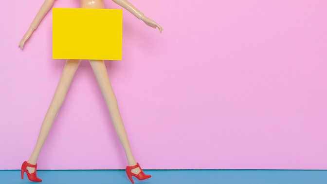 Should dolls be anatomically correct?