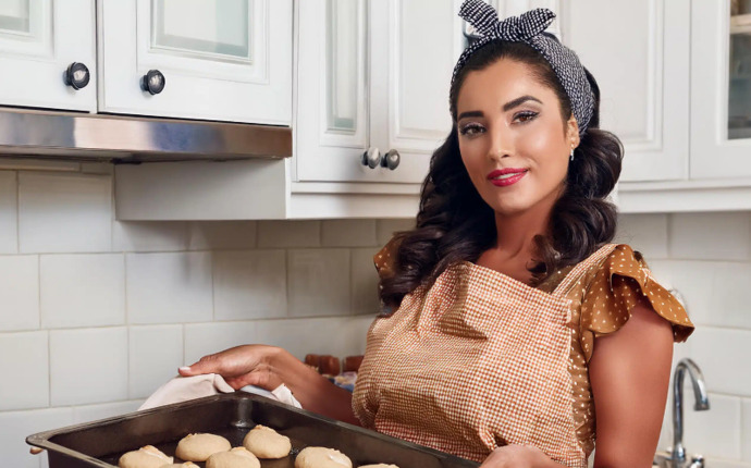 Do any girls today want to be a Tradwife or is the feminist wife still the only thing allowed?